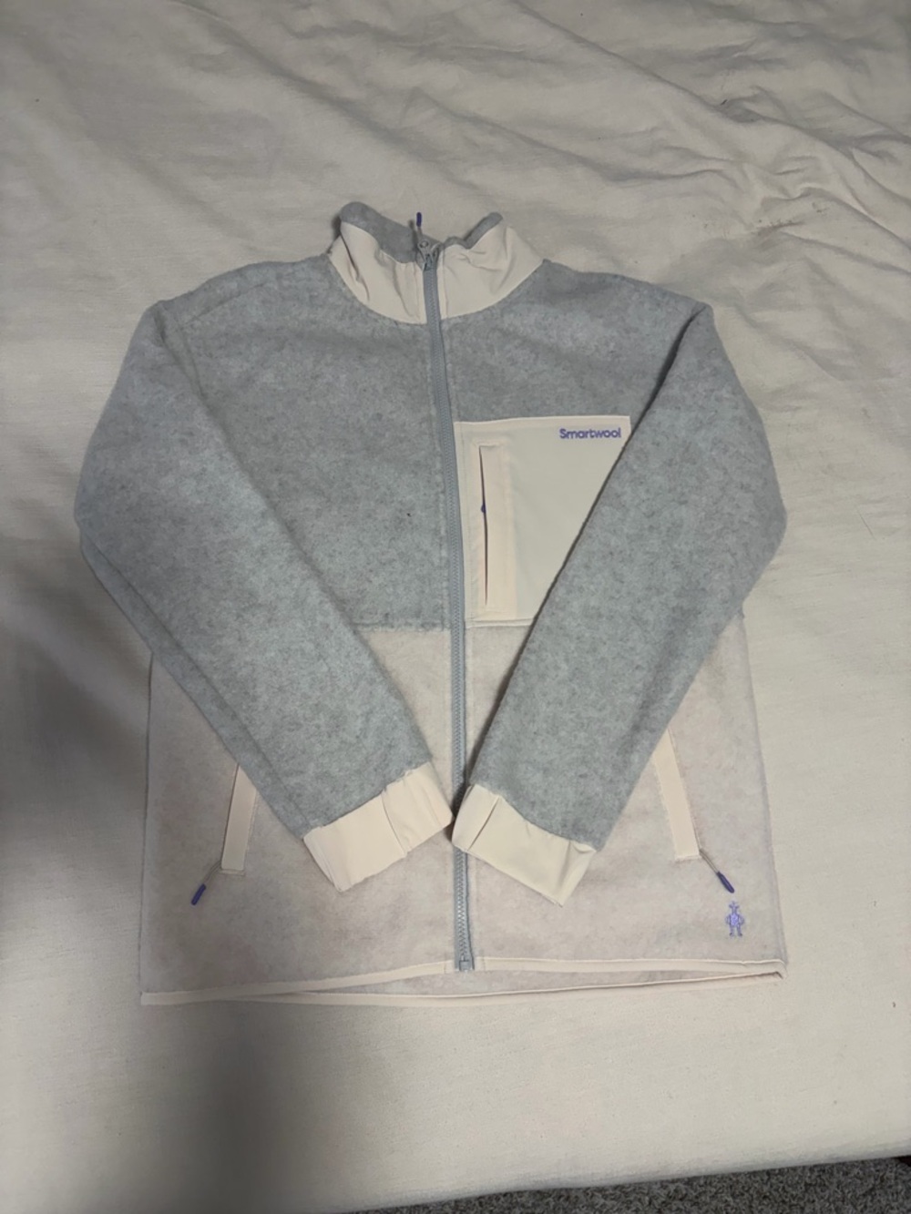 Smartwool Women’s Two-Tone Light Gray & Cream Fleece Jacket
